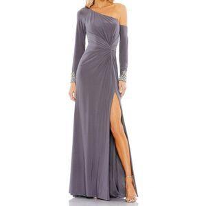NWT MAC‎ DUGGAL Side Twist Drop Shoulder Beaded Cuff Gown in grey size 10